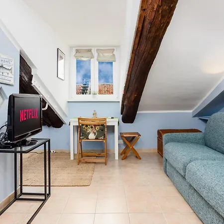 Tiny Vibes - Central Cozy Attic Studio * Torino