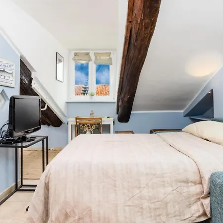 Tiny Vibes - Central Cozy Attic Studio Torino