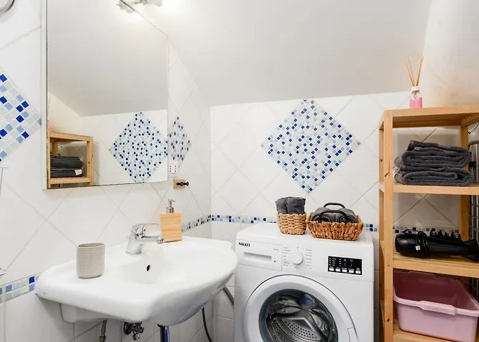 Tiny Vibes - Cozy Attic Apartment Turin